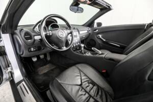 Image 32/50 of Mercedes-Benz SLK 200 Kompressor (2004)