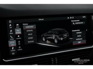 Image 25/37 of Porsche Cayenne E-Hybrid (2018)