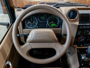 Afbeelding 19/33 van Land Rover Defender 110 Works V8 (2013)