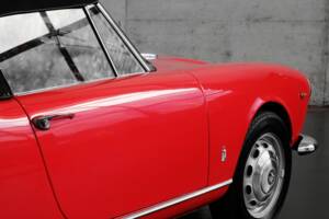 Afbeelding 40/46 van Alfa Romeo Giulia 1600 Spider (1963)