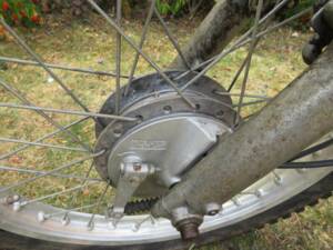 Bild 27/36 von Suzuki TS 125 (1975)