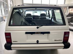 Image 2/21 of Jeep Cherokee (1989)