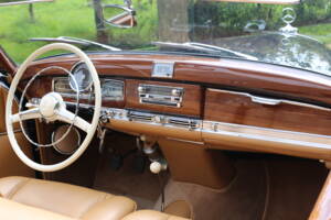 Image 41/56 of Mercedes-Benz 300 Sc Roadster (1958)