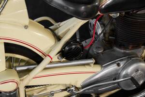 Image 18/18 of Puch 250 TF (1951)