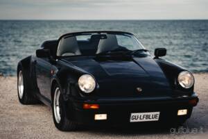 Image 24/85 of Porsche 911 Speedster 3.2 (1989)