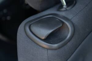 Image 36/50 of Mercedes-Benz C 320 Sportcoupé (2003)