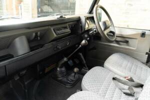 Image 12/50 of Land Rover Defender 110 Td5 (1999)