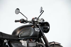 Immagine 41/50 di Triumph DUMMY (2017)