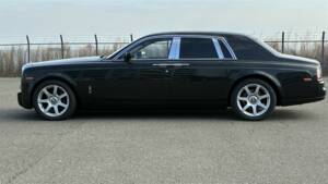Image 8/44 of Rolls-Royce Phantom VII (2004)