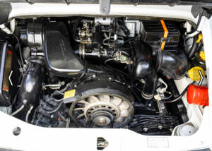 Imagen 5/5 de Porsche 911 Speedster (1993)