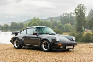 Immagine 1/50 di Porsche 911 Turbo 3.3 (1989)