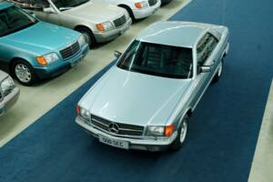 Image 5/50 of Mercedes-Benz 500 SEC (1982)