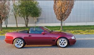 Imagen 7/7 de Mercedes-Benz 500 SL (1991)