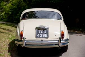 Image 25/50 de Jaguar Mk II 2.4 (1967)