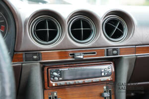 Afbeelding 16/50 van Mercedes-Benz 280 SL (1981)