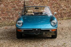 Image 24/50 of Alfa Romeo 2000 Spider Veloce (1981)