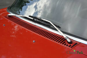 Image 47/50 of Mercedes-Benz 230&#x2F;6 (1973)