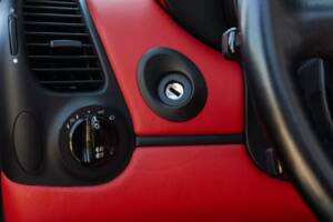 Image 65/73 of Porsche Boxster (2001)