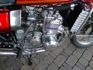 Afbeelding 8/10 van Suzuki GT 750 A (1976)
