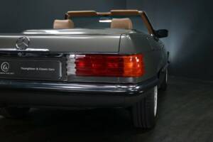 Image 31/50 de Mercedes-Benz 420 SL (1987)