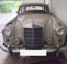 Bild 1/12 von Mercedes-Benz 220 S (1959)