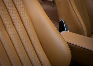 Imagen 6/20 de Mercedes-Benz 560 SL (1989)