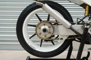 Bild 35/50 von Honda RS 250 RF (1993)