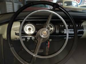 Bild 8/39 von Chrysler Windsor Nassau (1955)