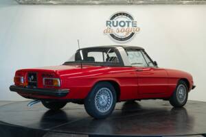 Image 7/50 of Alfa Romeo 1600 Spider (1972)
