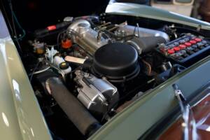 Image 26/28 of Mercedes-Benz 190 SL (1960)