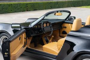 Imagen 22/32 de Porsche 911 Speedster 3.2 (1989)