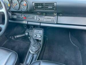 Afbeelding 16/20 van Porsche 911 Carrera 3.2 (1986)