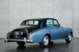 Image 33/50 of Bentley S 3 (1964)