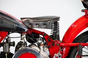 Imagen 25/50 de Moto Guzzi DUMMY (1939)