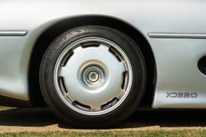 Image 33/50 of Jaguar XJ 220 (1993)