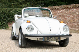 Image 26/50 of Volkswagen Käfer 1303 &quot;Champagne Edition&quot; (1977)