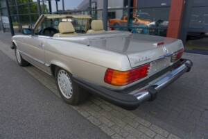Bild 13/36 von Mercedes-Benz 560 SL (1989)