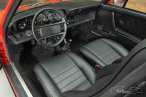 Bild 14/19 von Porsche 911 Carrera 3.2 (1985)