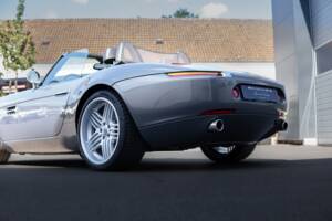 Image 12/32 of BMW Z8 (2001)