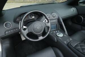 Imagen 34/50 de Lamborghini Murciélago LP640 Roadster (2007)