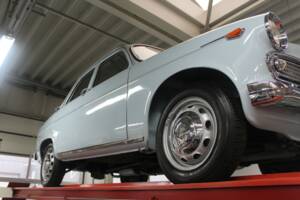 Image 10/50 de Alfa Romeo Giulietta TI (1964)