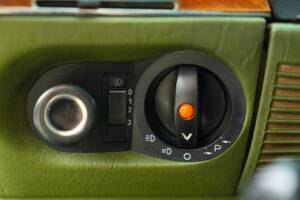 Image 39/50 of Mercedes-Benz 500 SLC (1984)