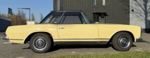 Image 2/31 de Mercedes-Benz 250 SL (1967)