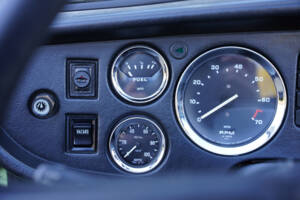 Image 25/50 de MG MGB (1977)