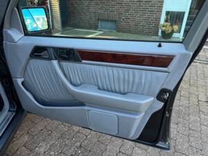 Imagen 29/64 de Mercedes-Benz E 500 (1993)