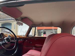 Image 21/38 of Mercedes-Benz 220 S (1959)
