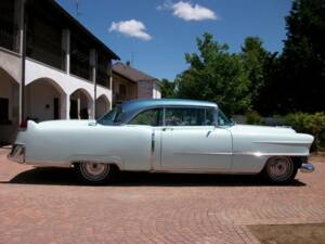 Image 1/8 of Cadillac 62 Coupe DeVille (1954)
