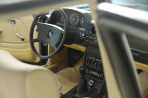 Image 28/49 of Mercedes-Benz 230 TE (1981)