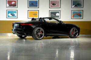 Bild 19/44 von Jaguar F-Type S (2014)