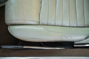 Image 34/50 de Jaguar XJ-S 3.6 (1988)